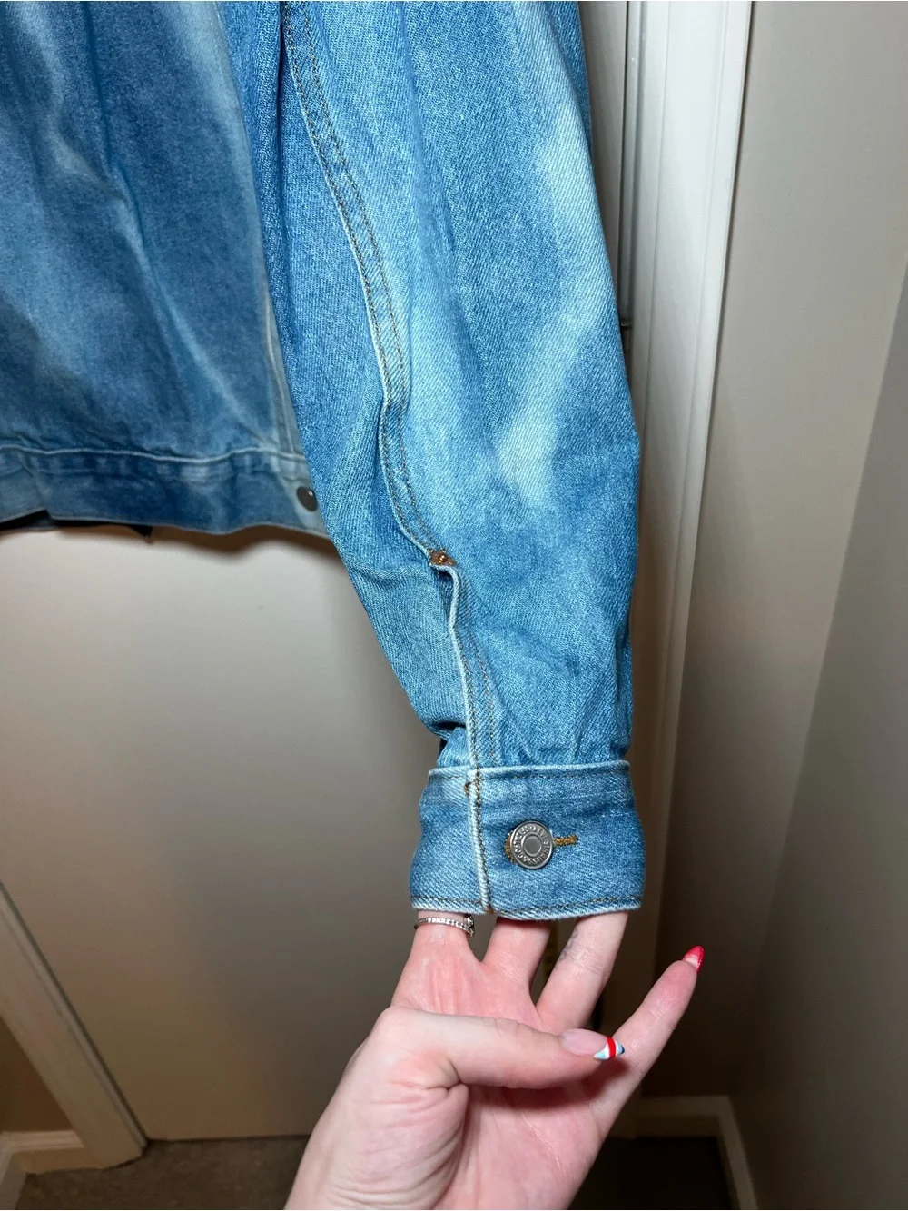Levi's Faded Blue Distressed Denim Jacket Sturdy like New Button Details